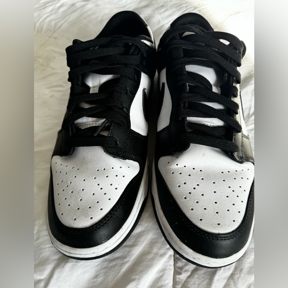 Panda Nike Dunk Low - Picture 6 of 6